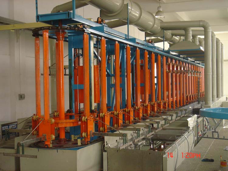 全自動(dòng)垂直升降式環(huán)形電鍍生產(chǎn)線(xiàn)1